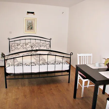 Noa Apartment