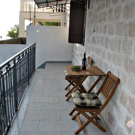 Noa Apartment *